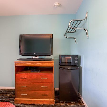 Relax Inn By Oyo Natural Bridge I-81 Exterior foto