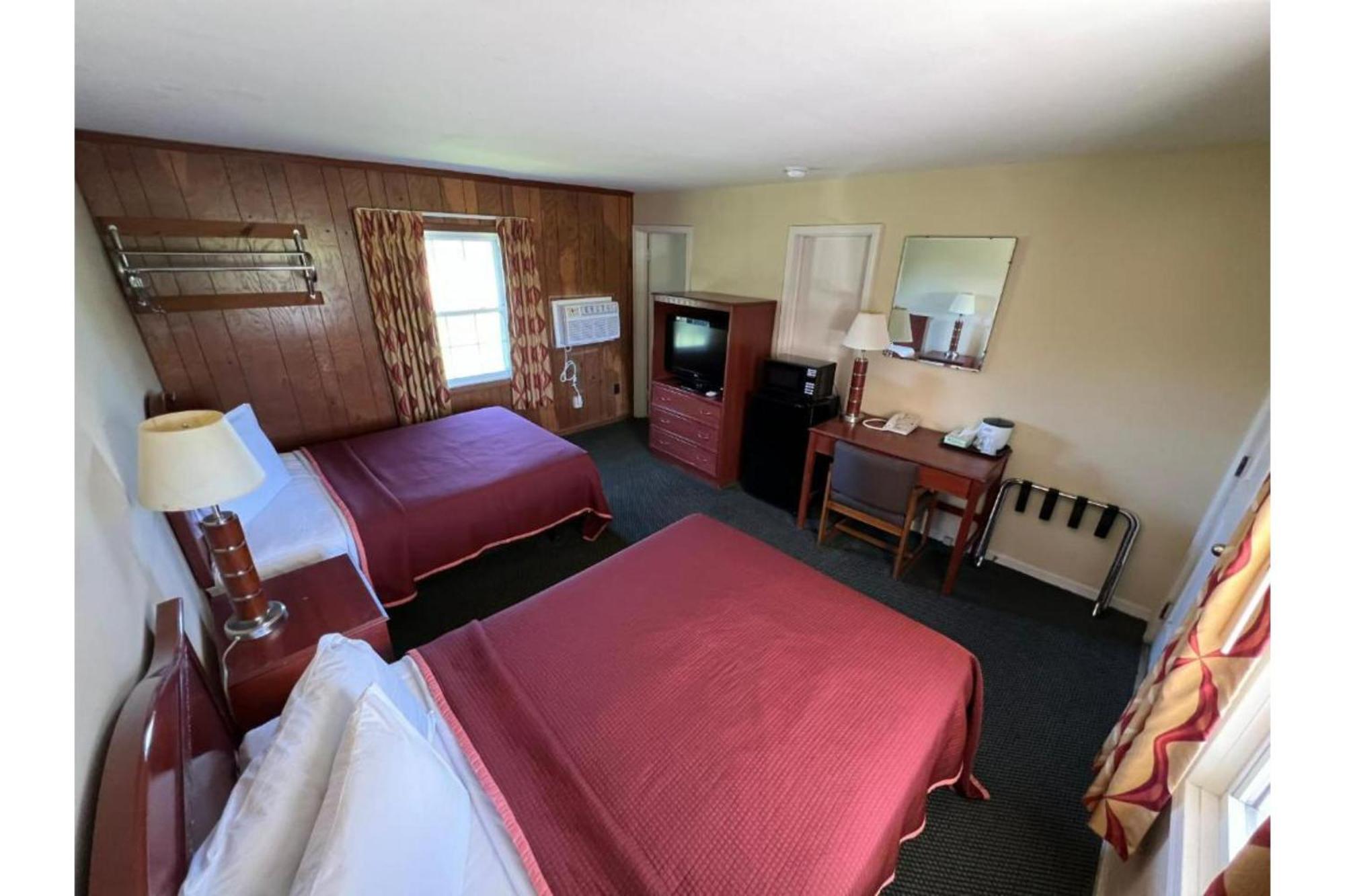 Relax Inn By Oyo Natural Bridge I-81 Exterior foto