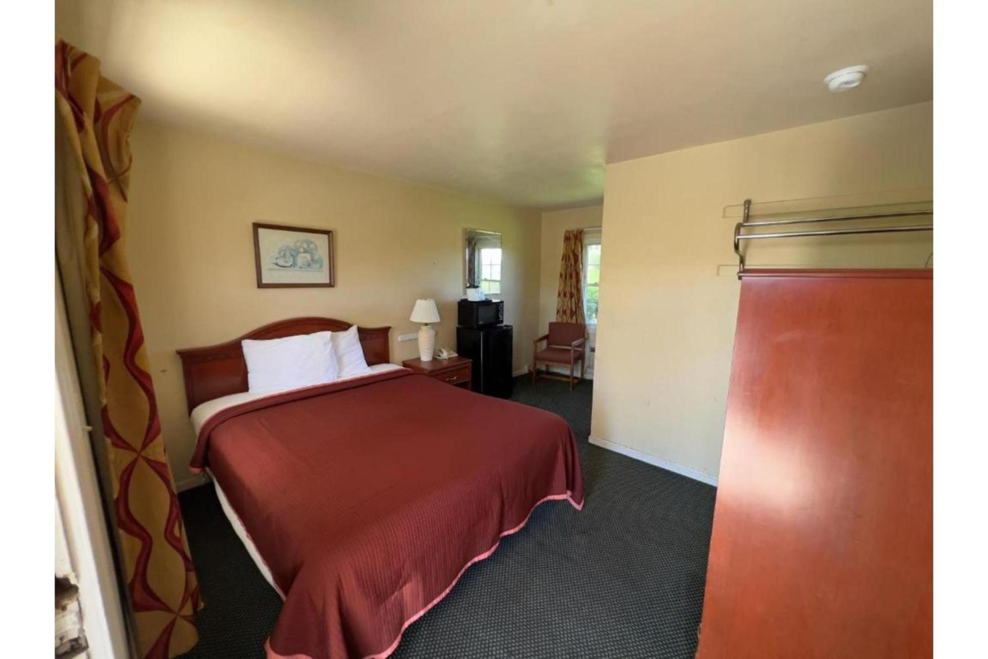Relax Inn By Oyo Natural Bridge I-81 Exterior foto