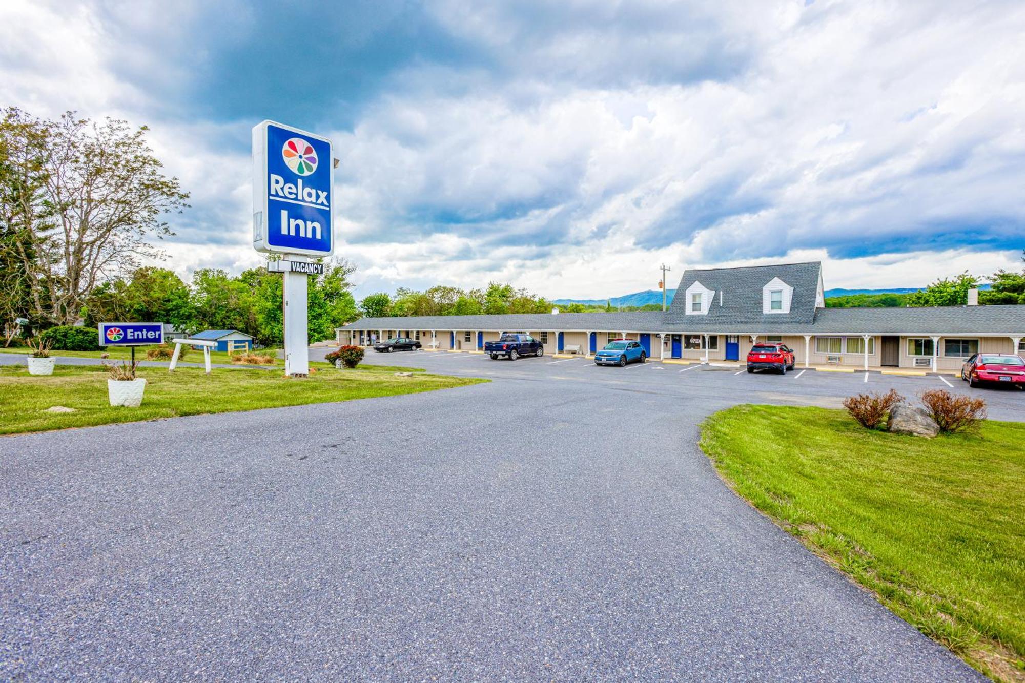 Relax Inn By Oyo Natural Bridge I-81 Exterior foto